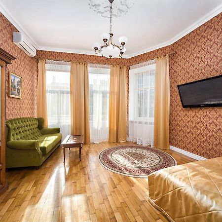 Cozy Apartment 39/34 Lviv Exterior foto